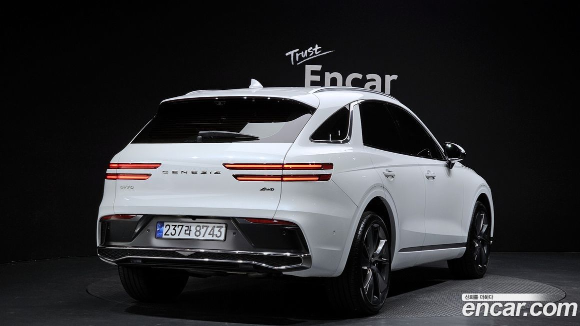 Genesis GV70 2.5T Gasoline AWD, 2025