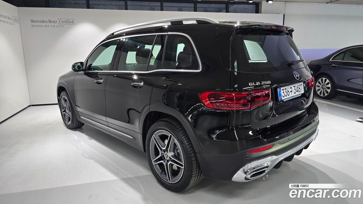 Mercedes-Benz GLB-Class GLB250 4MATIC, 2026