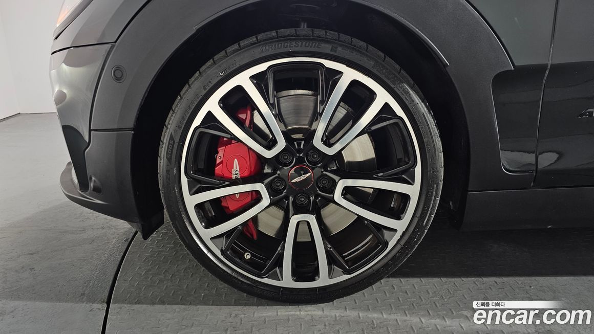 Mini Clubman JCW, 2023