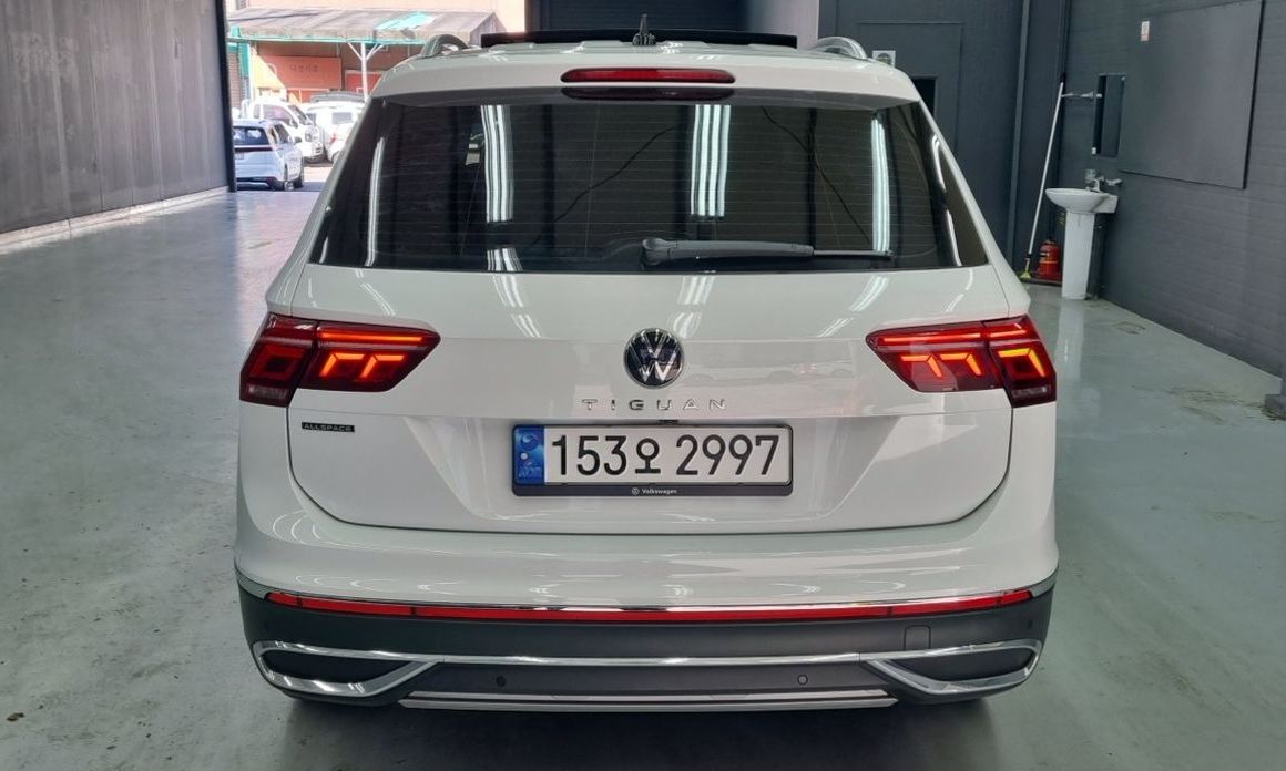 Volkswagen Tiguan 2.0 TSI Prestige, 2023