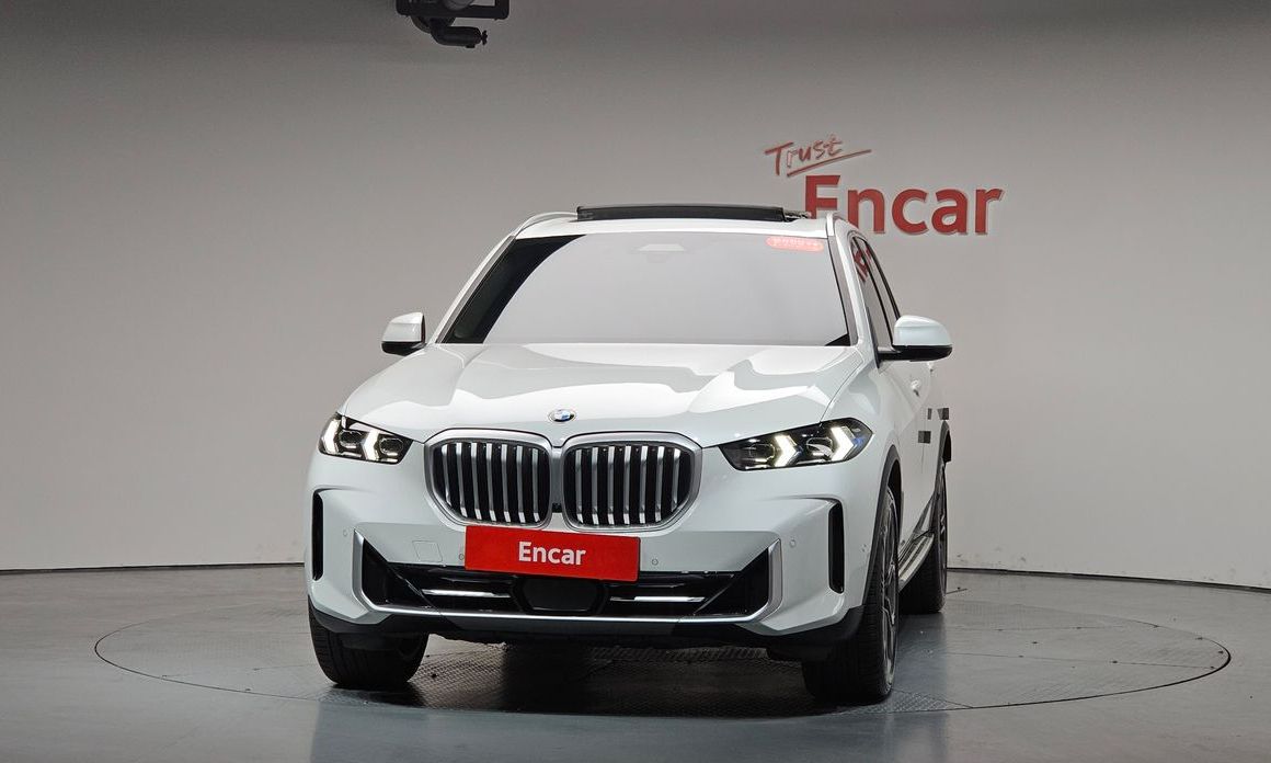 BMW X5 xDrive 40i xLine, 2024