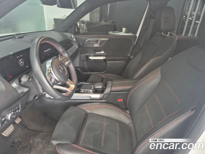 Mercedes-Benz GLB-Class GLB250 4MATIC, 2023