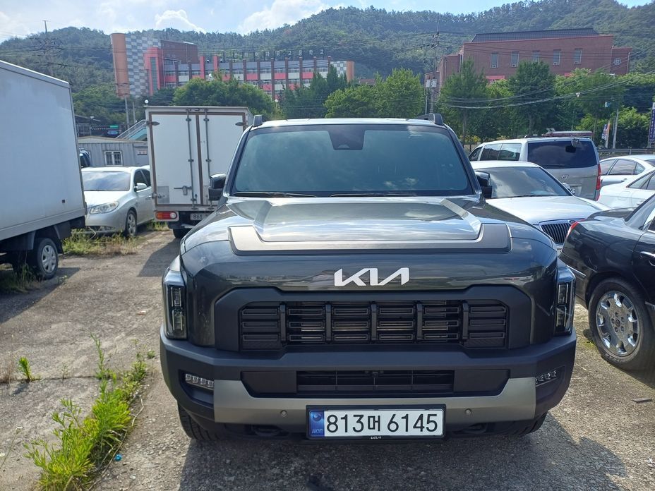 Kia Tasman 2.5T Gasoline 4WD, 2026