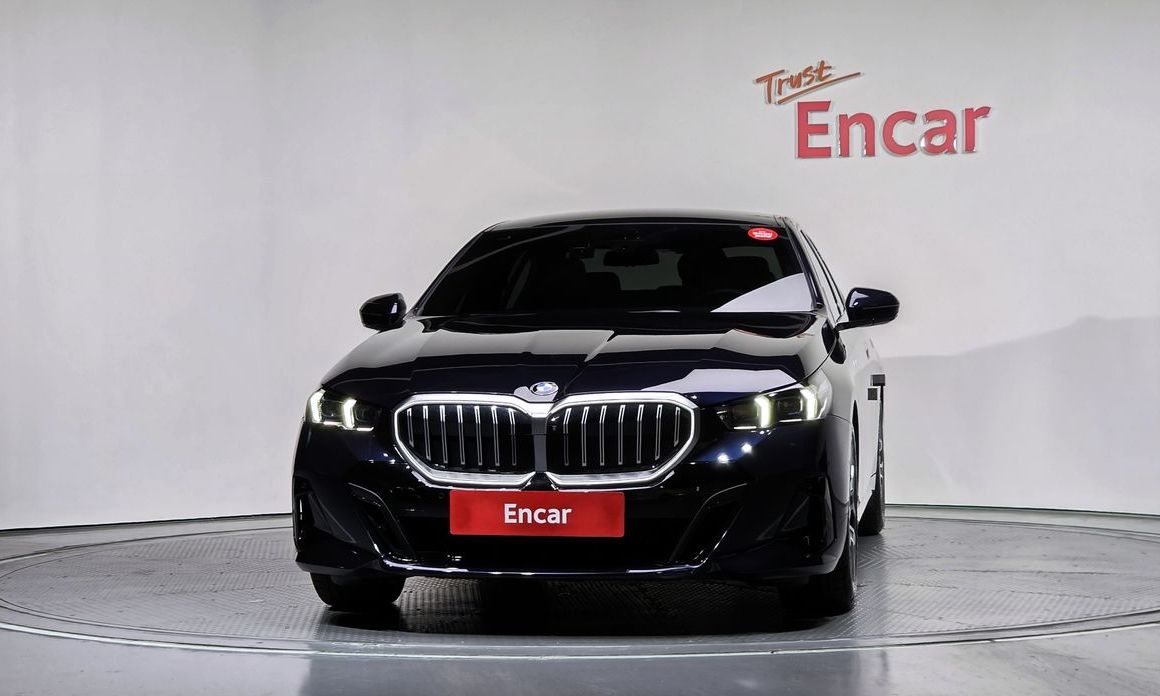 BMW 5-Series 520i M Sport, 2024
