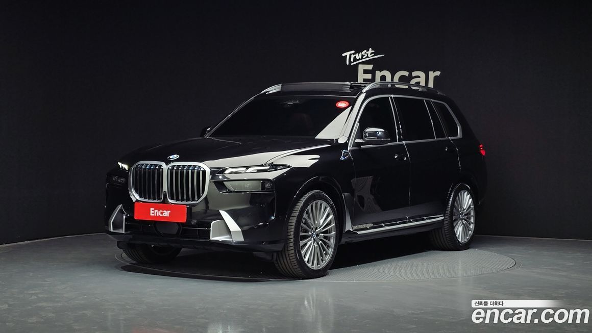 BMW X7 xDrive 40i Design Pure Excellence 6-Seater, 2025