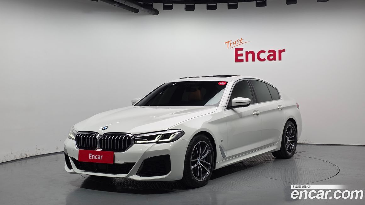 BMW 5-Series 520i M Sport, 2022