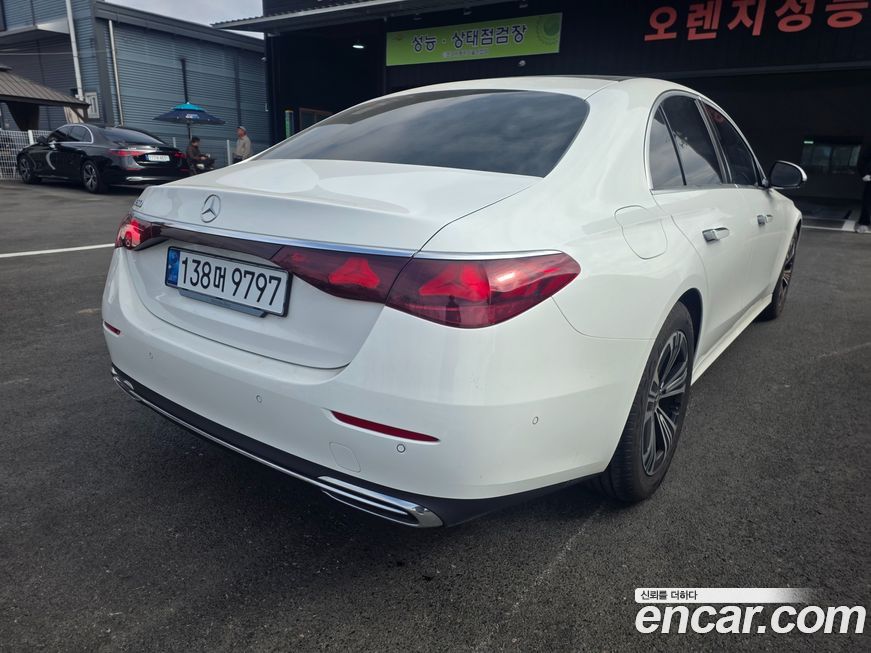 Mercedes-Benz E-Class E200 Avantgarde, 2025