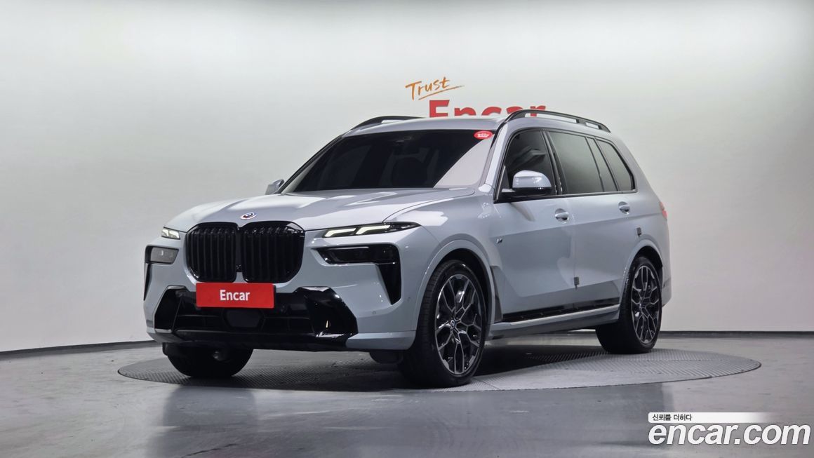 BMW X7 xDrive 40i M Sport 6STR, 2025