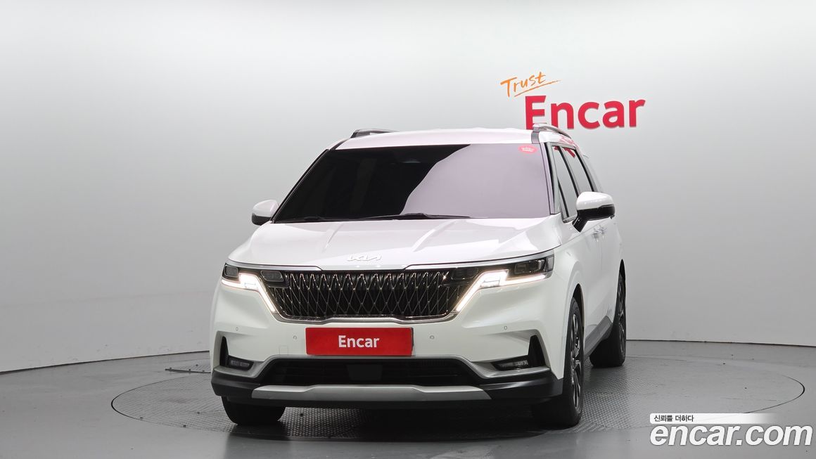 Kia Carnival 9-Seater Prestige, 2023
