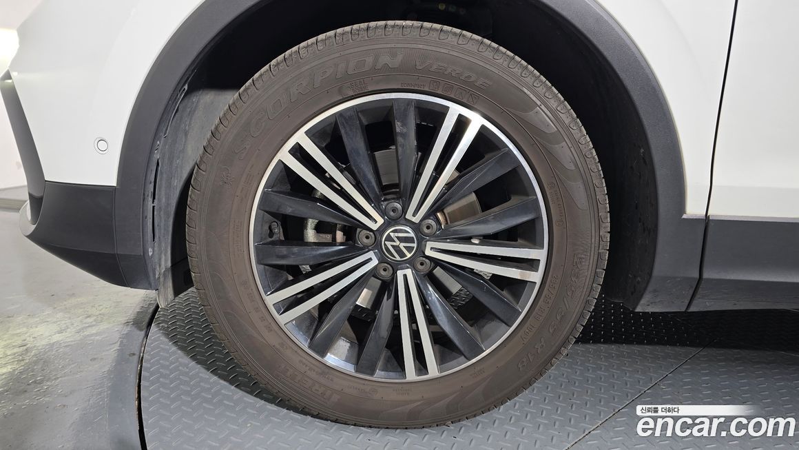 Volkswagen Tiguan 2.0 TDI Premium, 2023