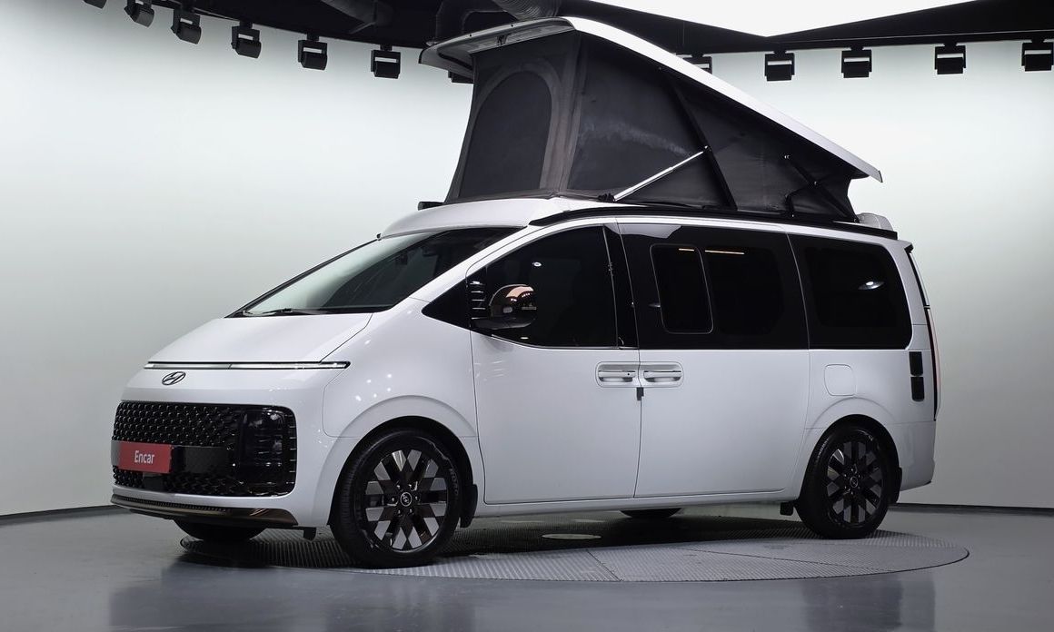 Hyundai Staria 2WD Camping Car, 2024