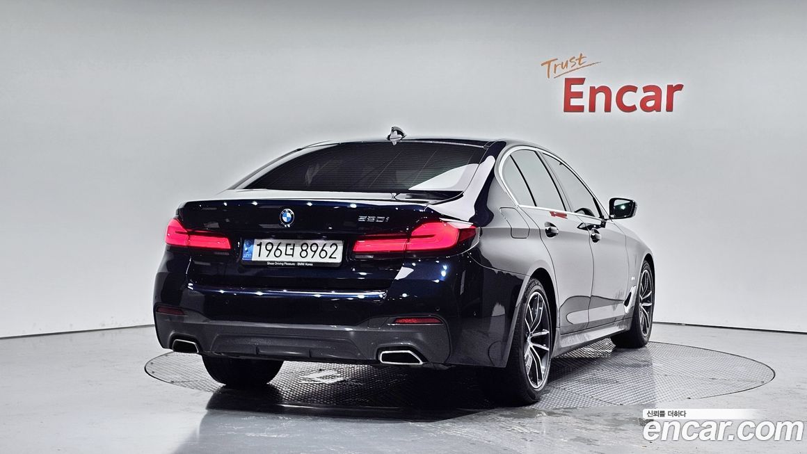 BMW 5-Series 520i M Sport, 2023