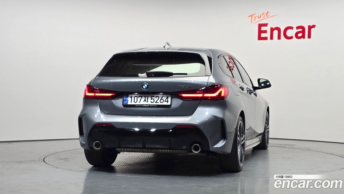BMW 1-Series 120i M Sports, 2024