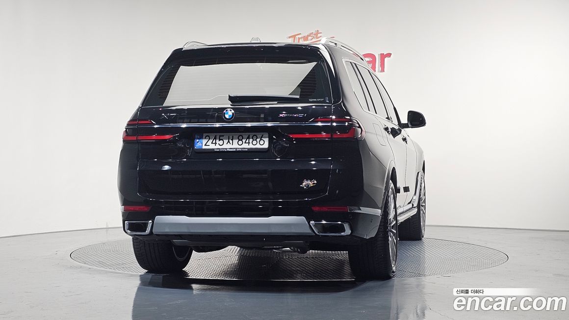 BMW X7 xDrive 40i Design Pure Excellence 6-Seater, 2024