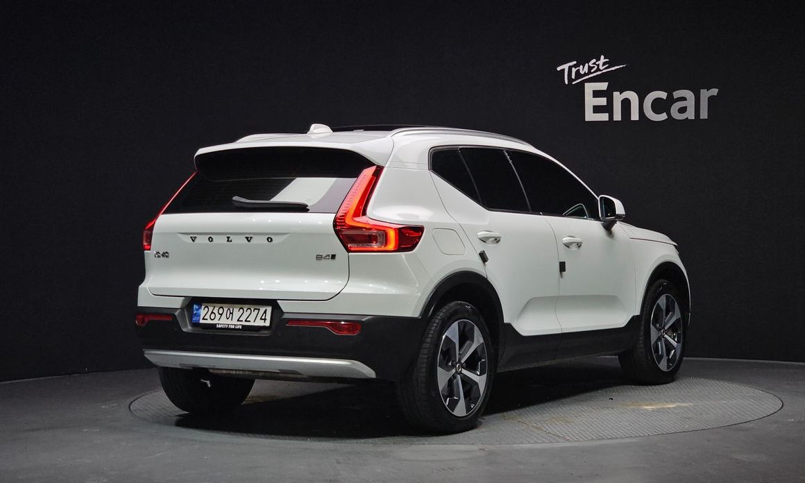 Volvo XC40 B4 Ultimate Bright, 2023