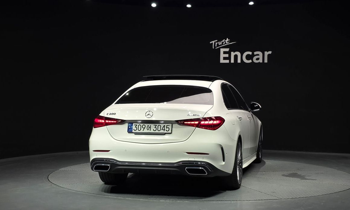 Mercedes-Benz C-Class C300 4MATIC AMG Line, 2023
