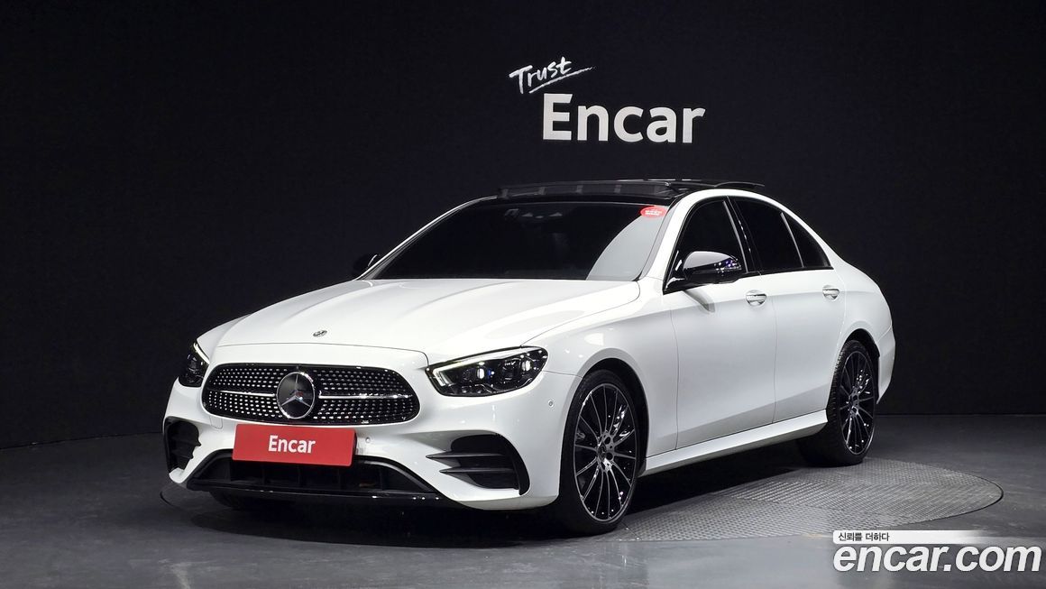 Mercedes-Benz E-Class E350 4MATIC AMG Line, 2023