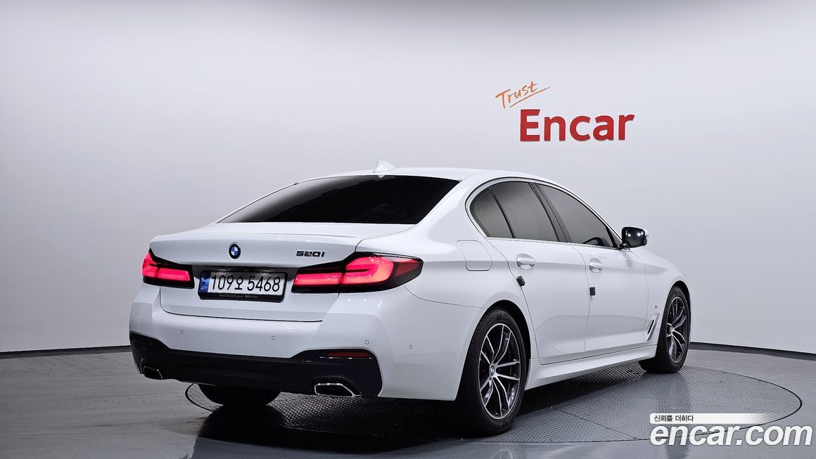 BMW 5-Series 520i M Sport, 2023