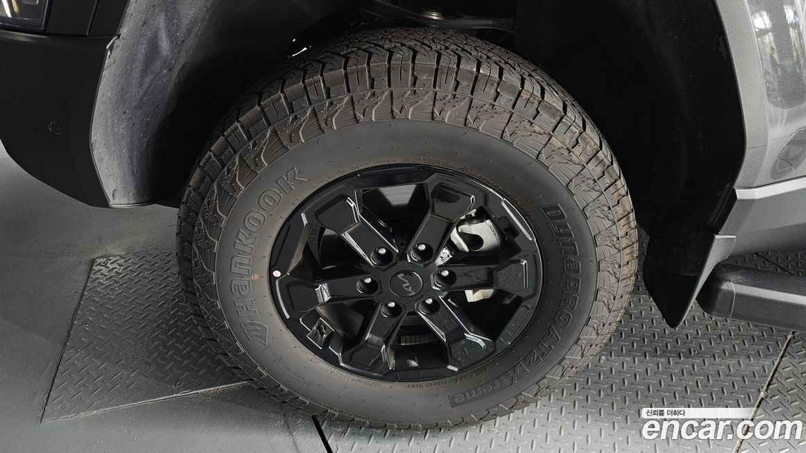 Kia Tasman 2.5T Gasoline 4WD, 2026