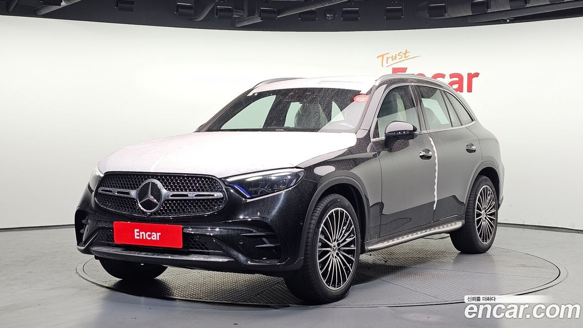 Mercedes-Benz GLC-Class GLC300 4MATIC AMG Line, 2026