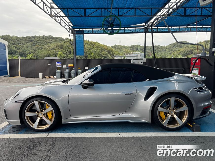 Porsche 911 Turbo S Cabriolet, 2024