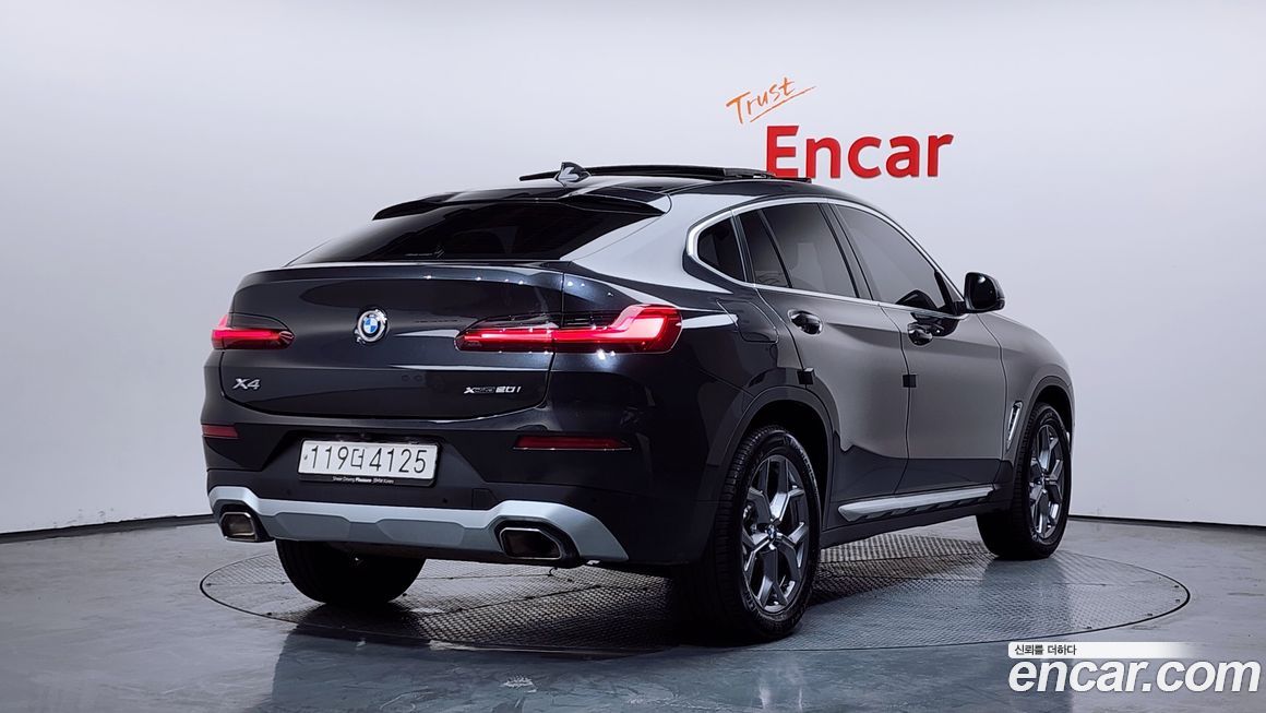 BMW X4 xDrive20i xLine, 2024