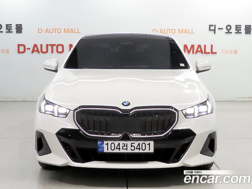 BMW 5-Series 520i M Sport, 2026