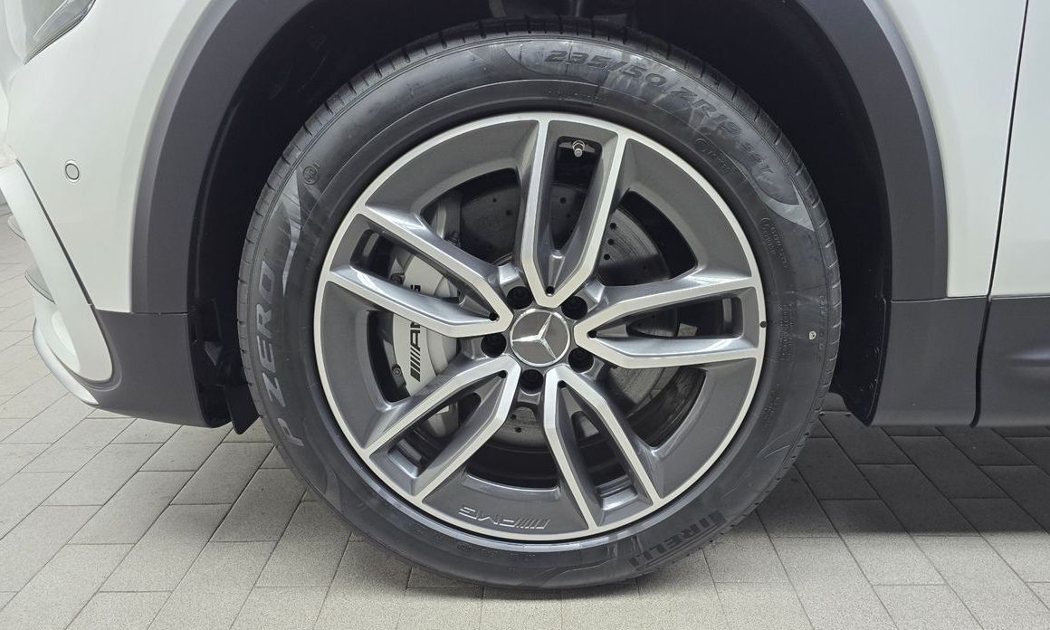 Mercedes-Benz GLB-Class AMG GLB35 4MATIC, 2025