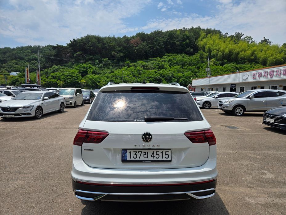 Volkswagen Tiguan 2.0 TSI R-Line, 2023
