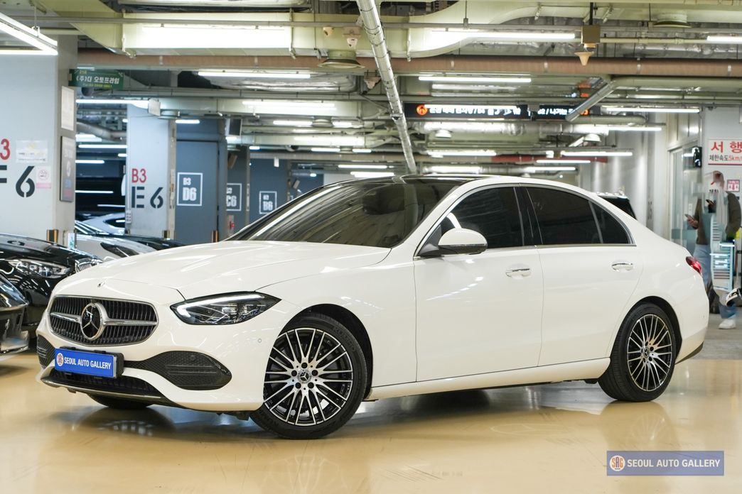 Mercedes-Benz C-Class C300 4MATIC Avantgarde, 2024