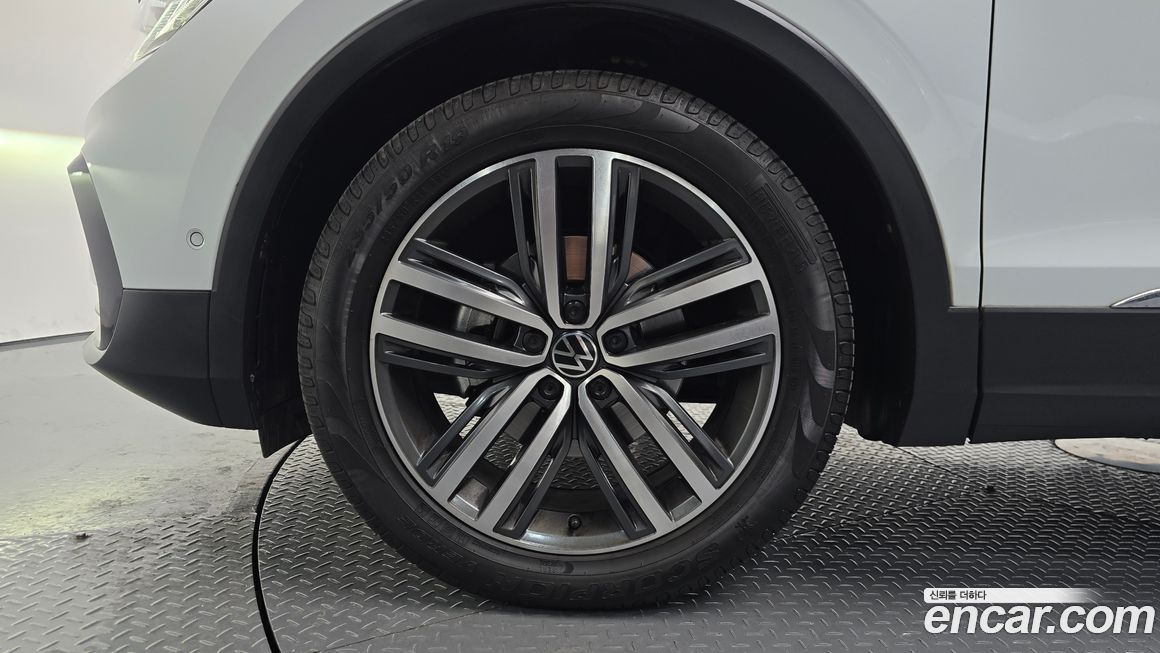 Volkswagen Tiguan 2.0 TDI Prestige, 2023