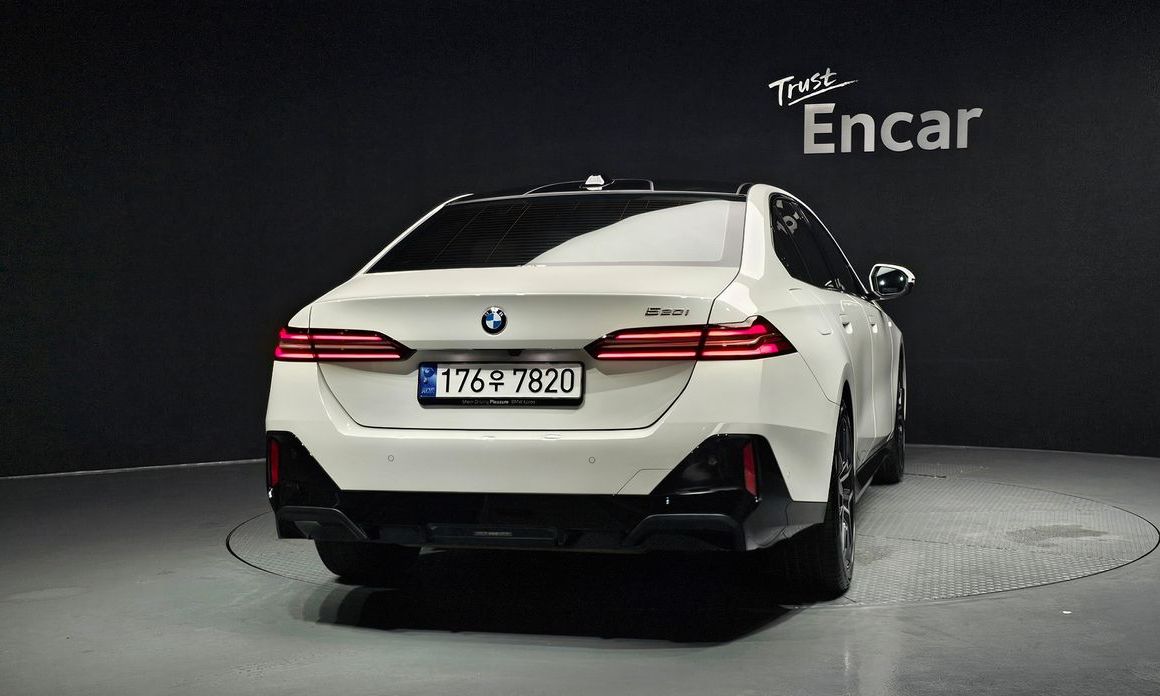 BMW 5-Series 520i M Sport, 2024