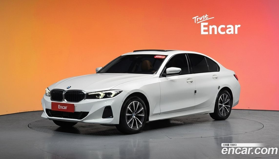 BMW 3-Series 320i, 2023