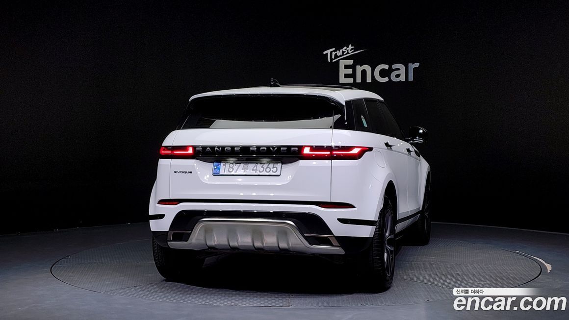 Land Rover Range Rover Evoque P250 Dynamic SE, 2024