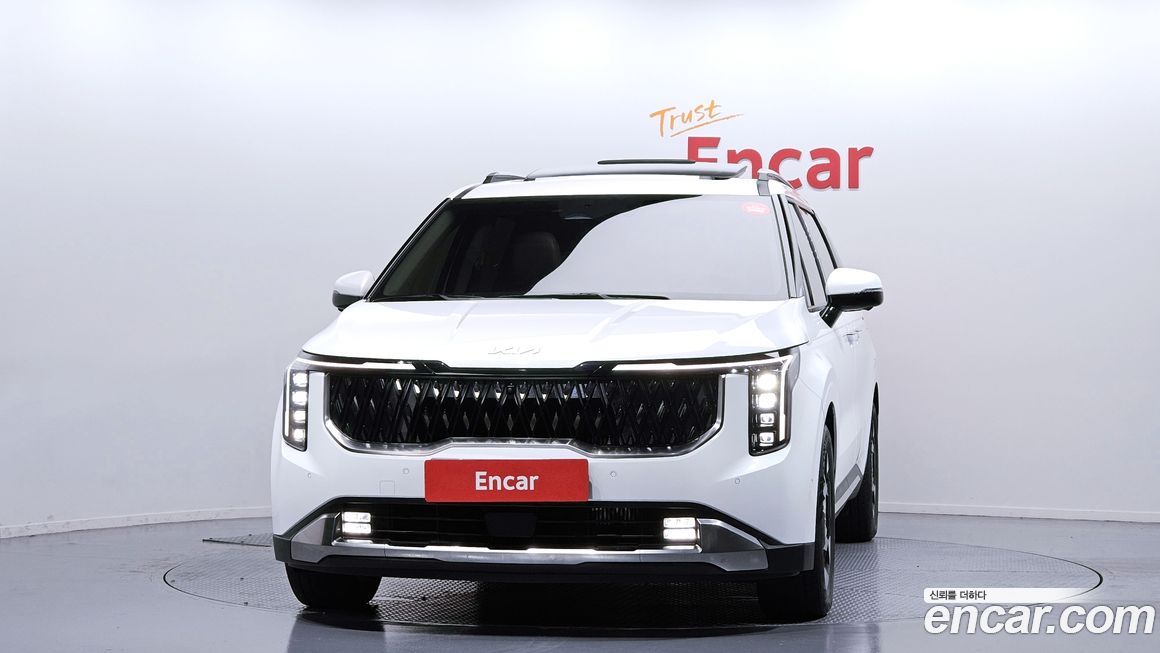 Kia Carnival 9-Seater Signature, 2025