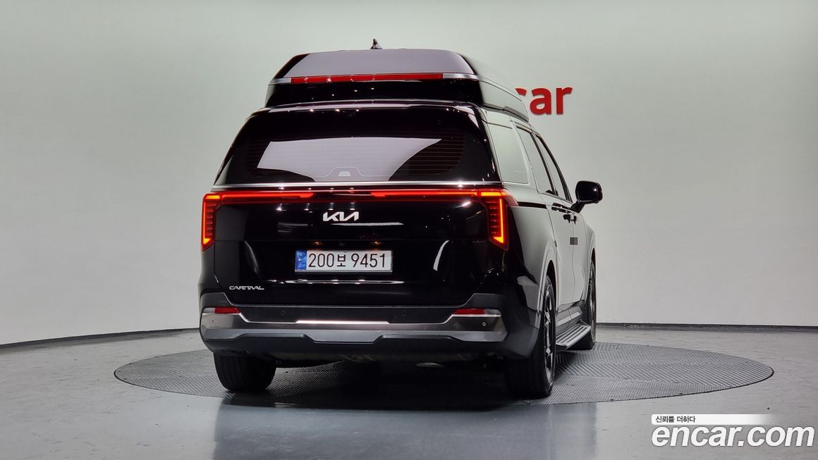 Kia Carnival 9-Seater Hi Limousine, 2024
