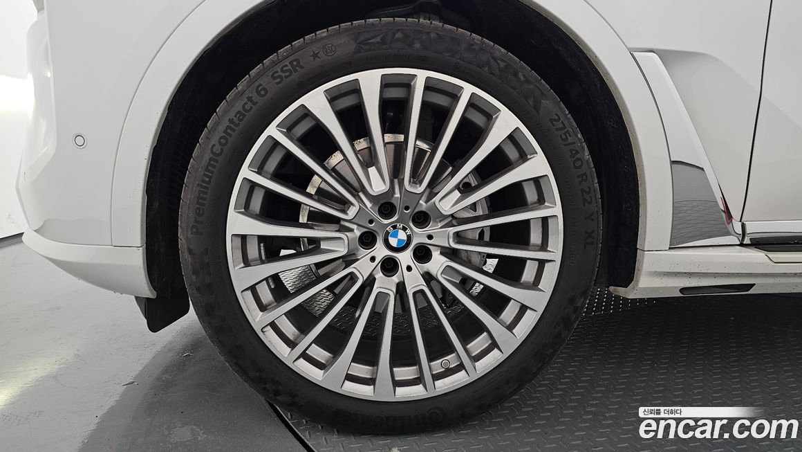 BMW X7 xDrive 40i Design Pure Excellence 7-Seater, 2025
