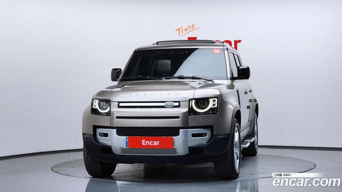 Land Rover Defender 110 D300 HSE, 2023