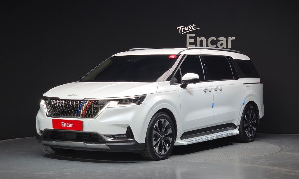 Kia Carnival 9-Seater Signature, 2023