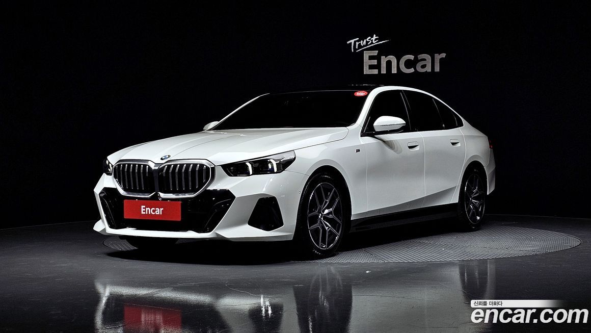 BMW 5-Series 520i M Sport, 2024