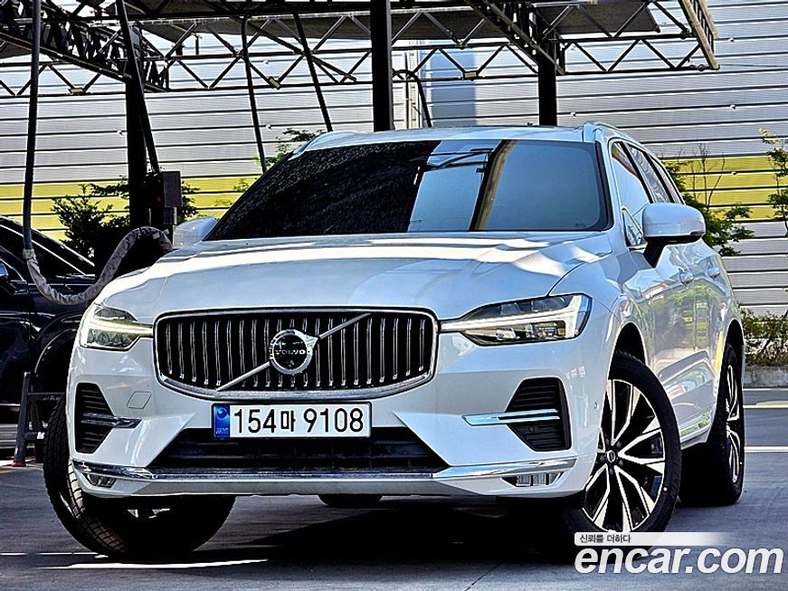 Volvo XC60 B5 Ultimate Bright, 2024