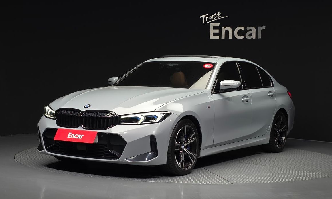 BMW 3-Series 320i M Sport, 2023