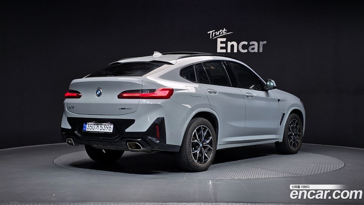 BMW X4 xDrive20i M Sport, 2022
