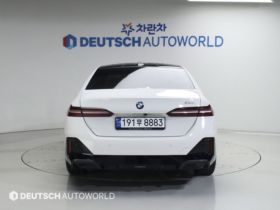 BMW 5-Series 520i M Sport, 2024