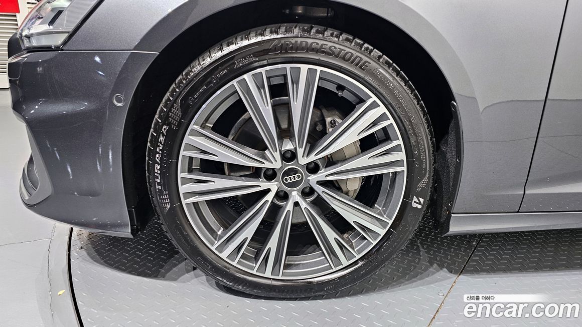 Audi A6 45 TFSI Quattro Premium, 2023