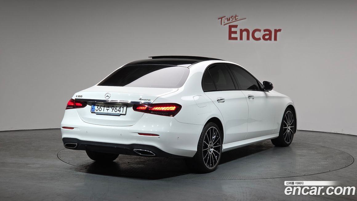 Mercedes-Benz E-Class E350 4MATIC AMG Line, 2023
