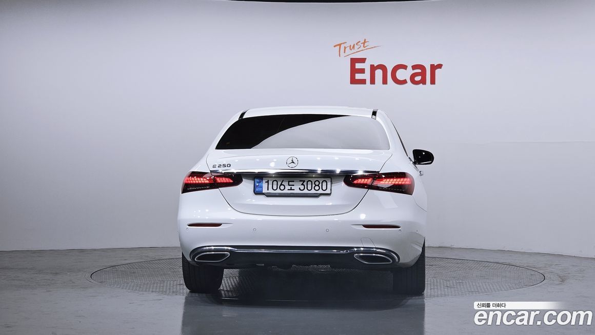 Mercedes-Benz E-Class E250 Avantgarde, 2022