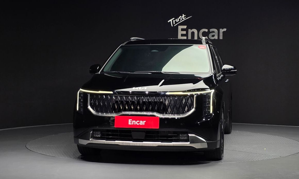 Kia Carnival 9-Seater Signature, 2025