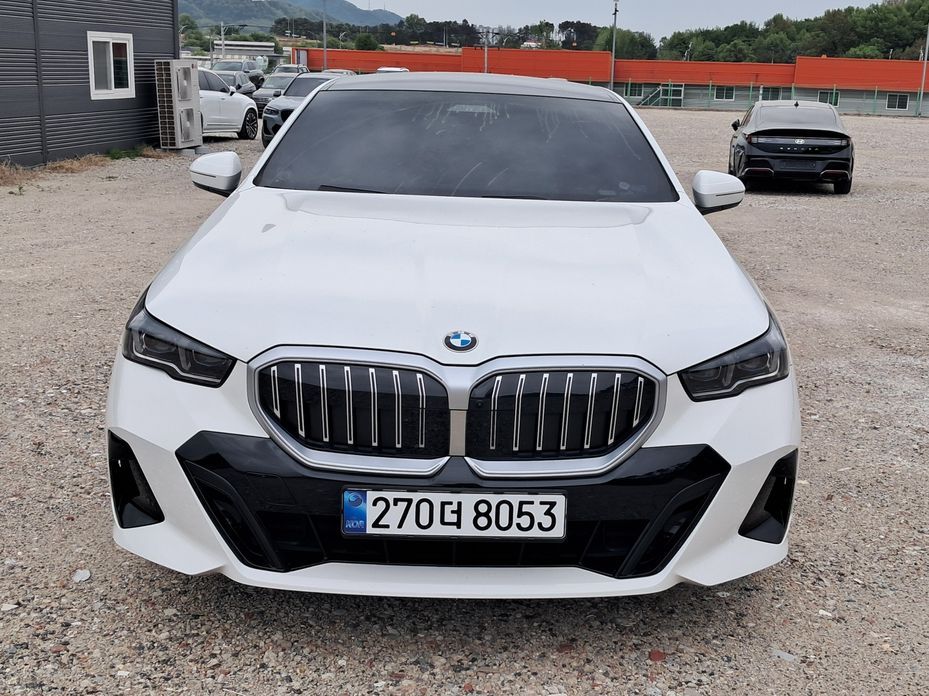 BMW 5-Series 530i xDrive M Sport, 2024