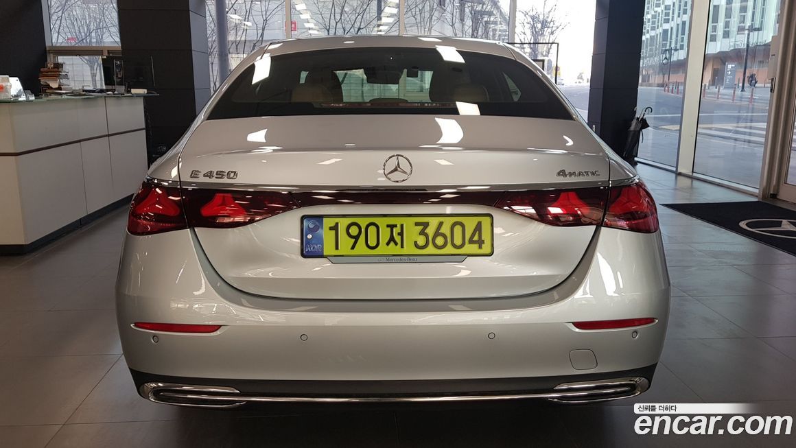 Mercedes-Benz E-Class E450 4MATIC Exclusive, 2024